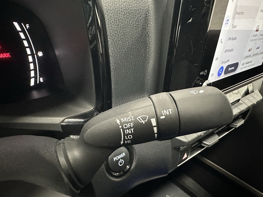 Vehicle image 23 of 68