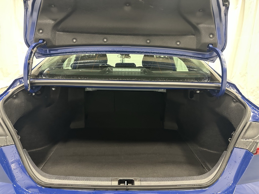 Vehicle image 48 of 68