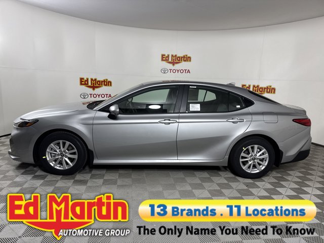 Vehicle image 25 of 56