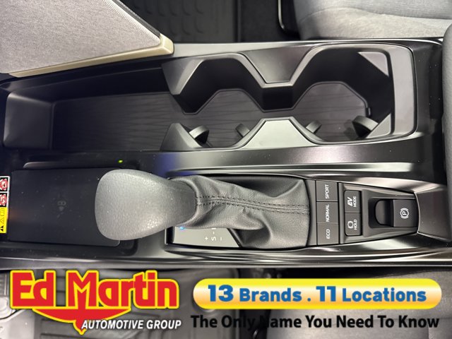 Vehicle image 53 of 56