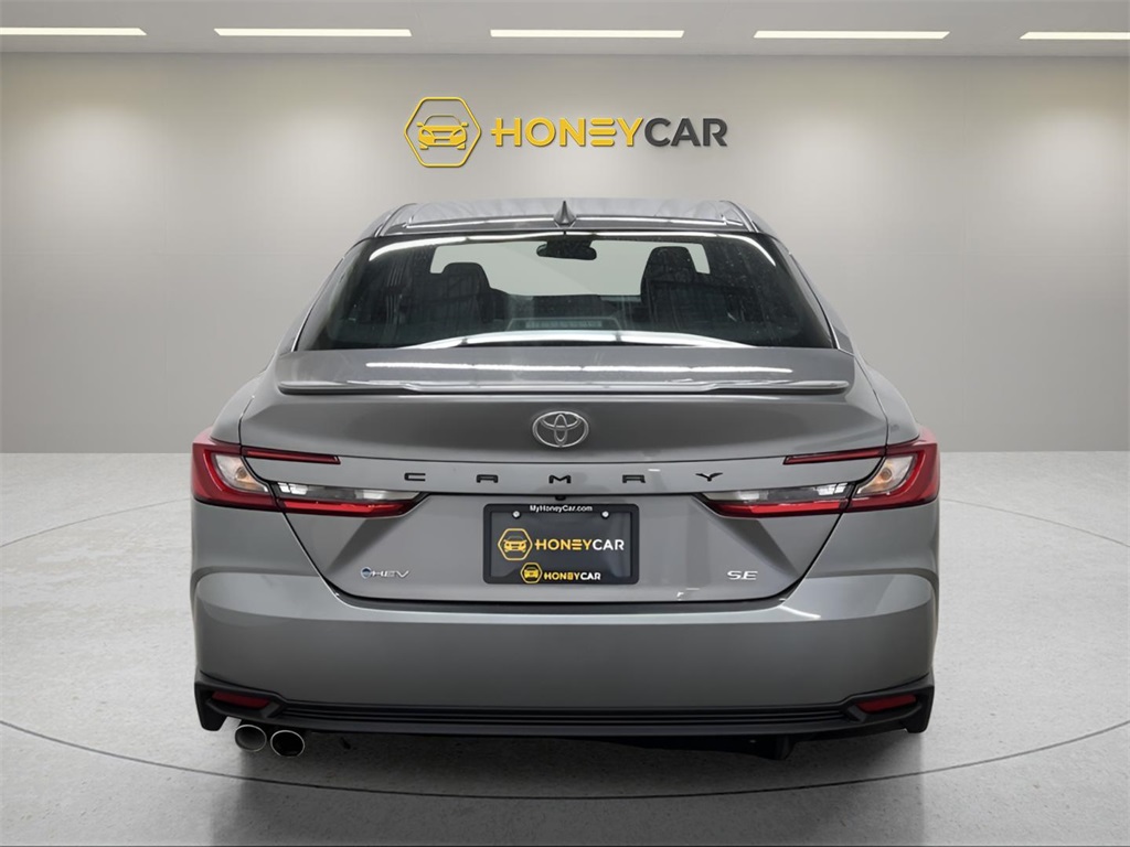 Vehicle image 5 of 42