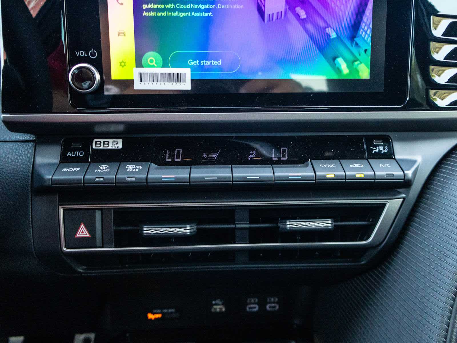 Vehicle image 24 of 38