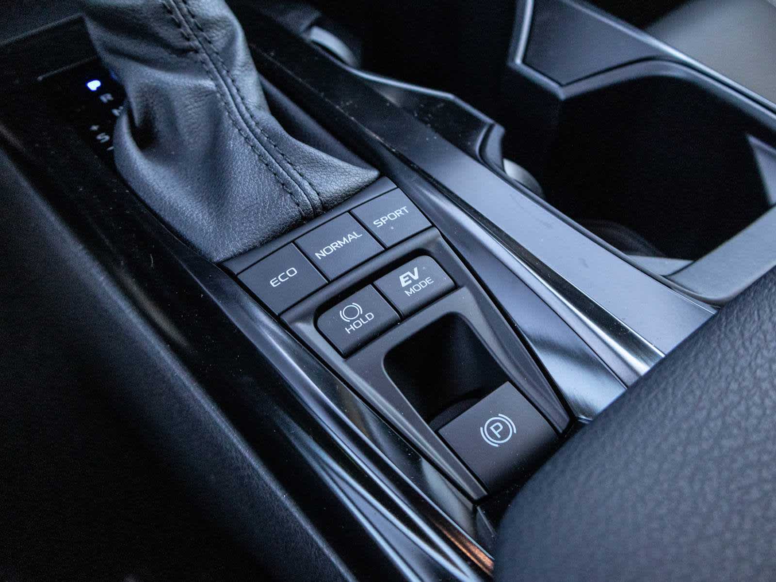 Vehicle image 37 of 38
