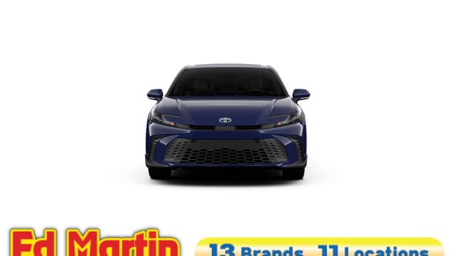 Vehicle image 10 of 92