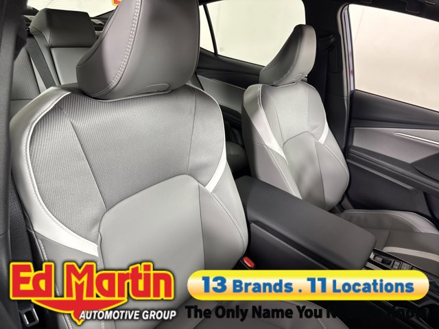 Vehicle image 56 of 92