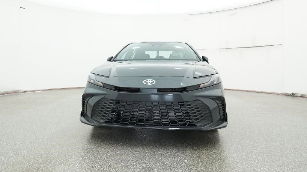 Vehicle image 8 of 33
