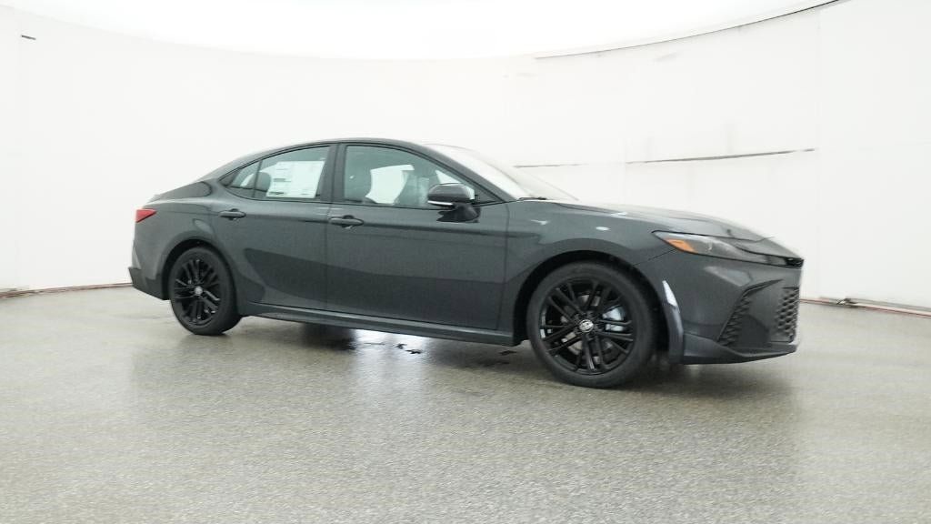Vehicle image 9 of 33