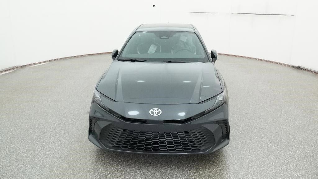 Vehicle image 7 of 33