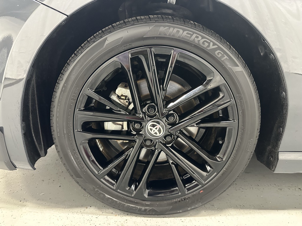 Vehicle image 63 of 69
