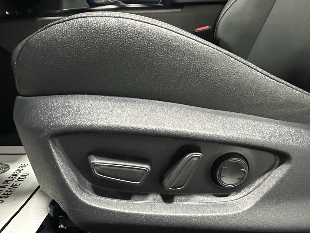 Vehicle image 12 of 69