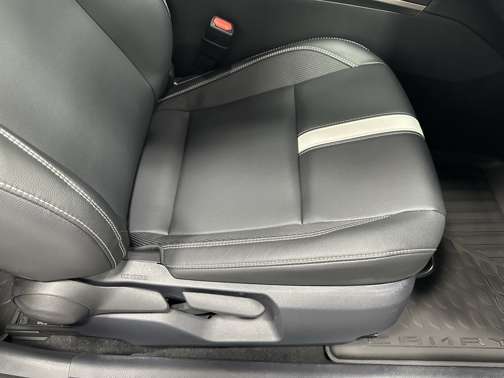 Vehicle image 59 of 69