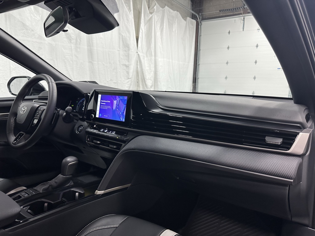Vehicle image 61 of 69