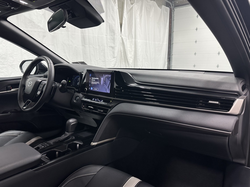 Vehicle image 61 of 69