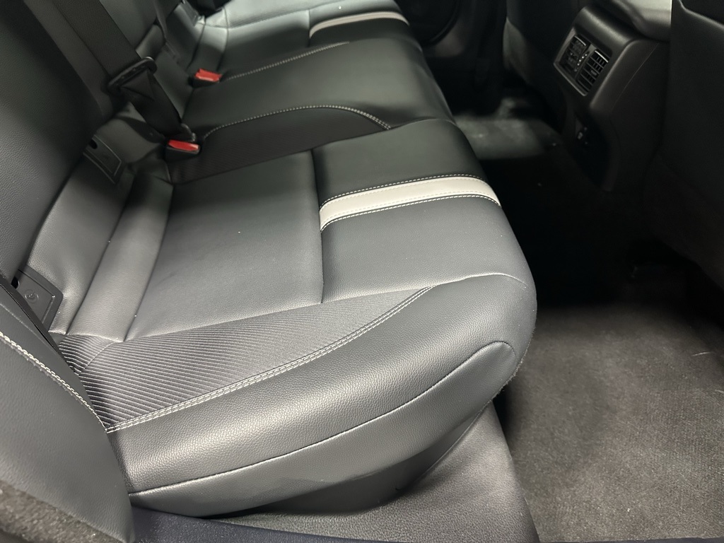 Vehicle image 52 of 69