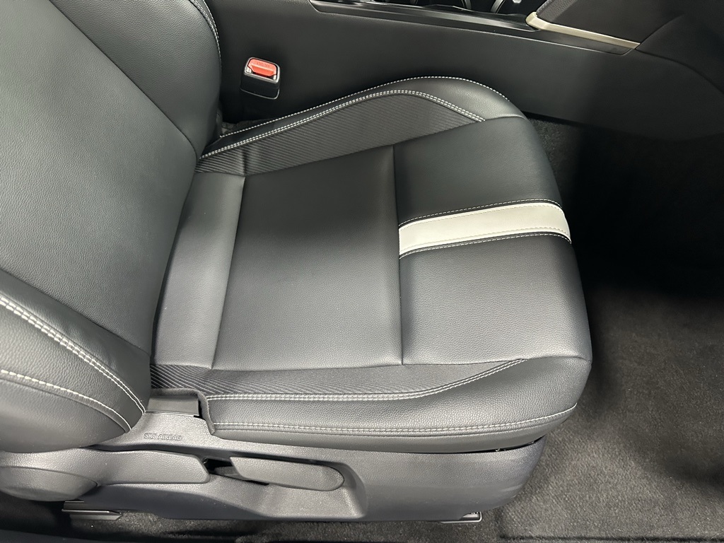 Vehicle image 59 of 69