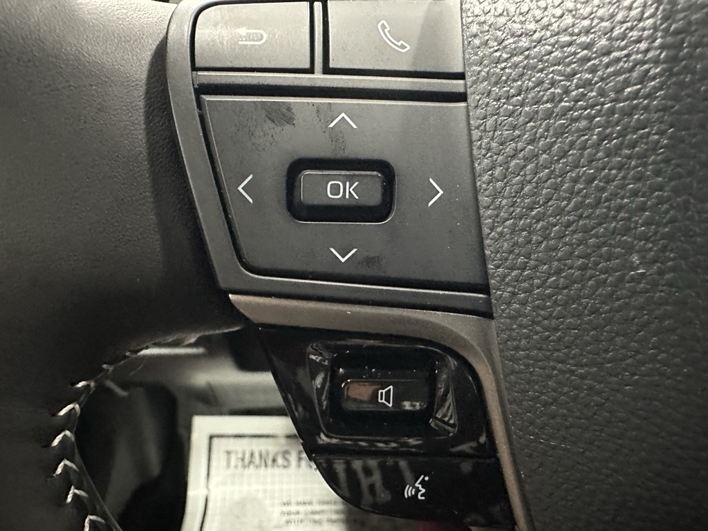 Vehicle image 19 of 69