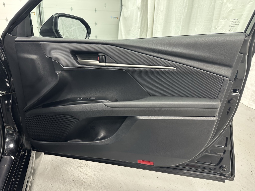 Vehicle image 56 of 69