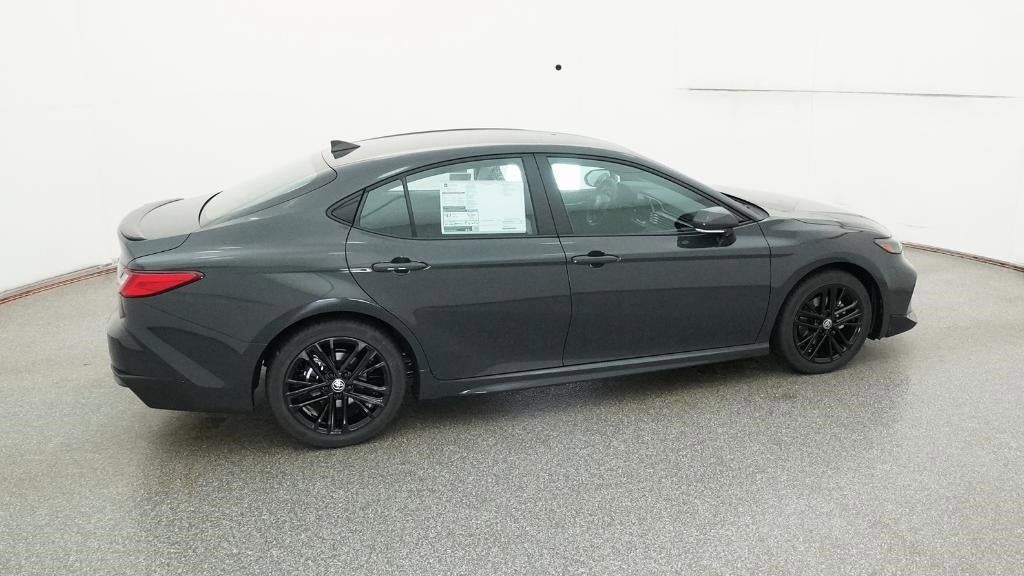 Vehicle image 17 of 33