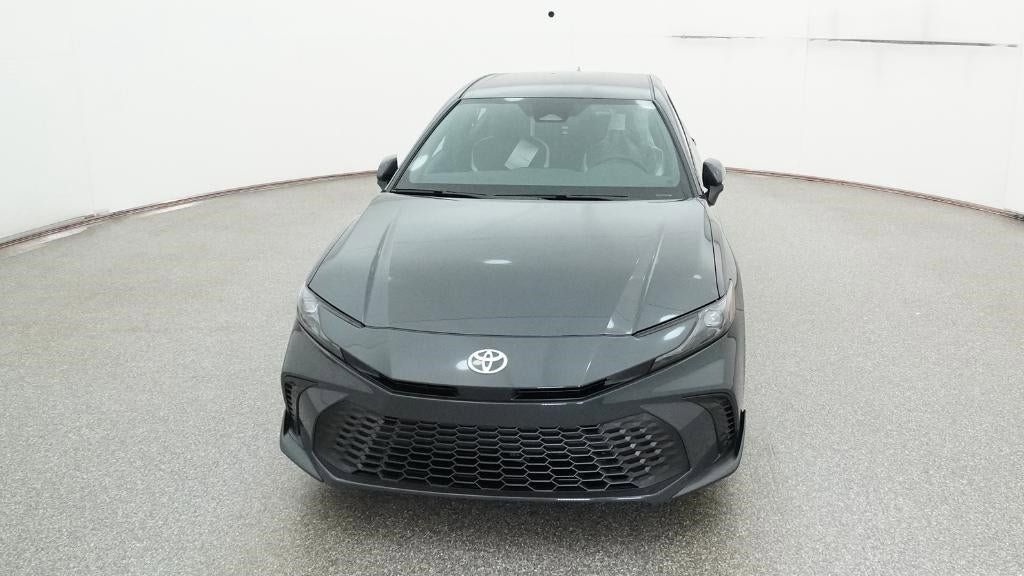 Vehicle image 7 of 33