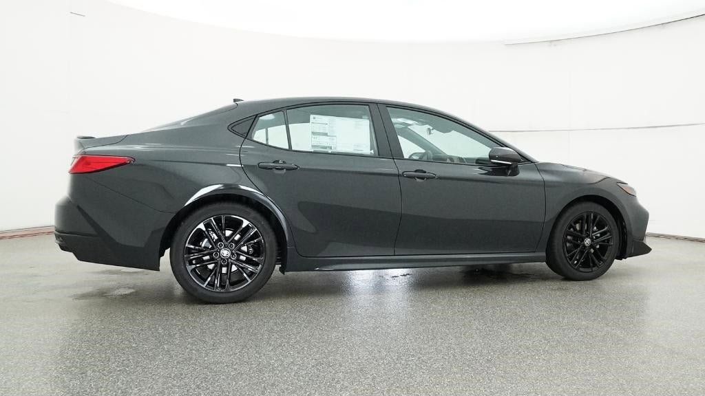 Vehicle image 19 of 33