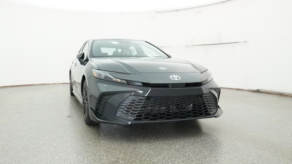 Vehicle image 11 of 33
