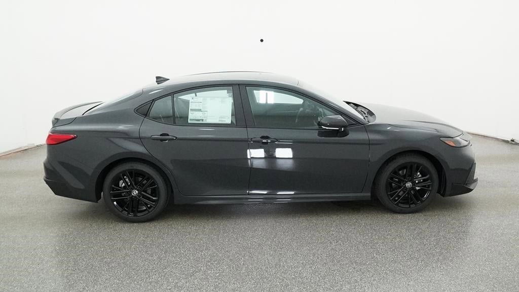 Vehicle image 16 of 33