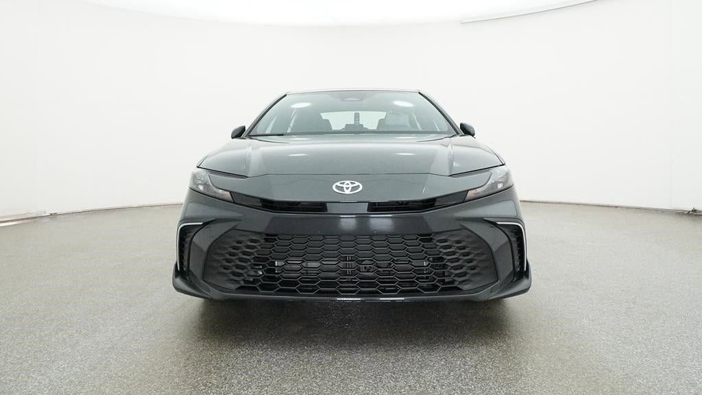 Vehicle image 8 of 33