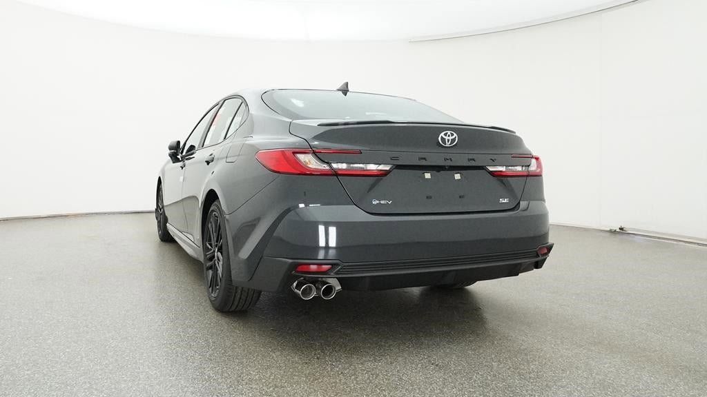 Vehicle image 29 of 33