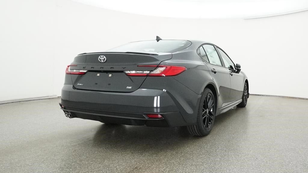 Vehicle image 19 of 33