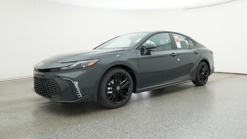 Vehicle image 4 of 33