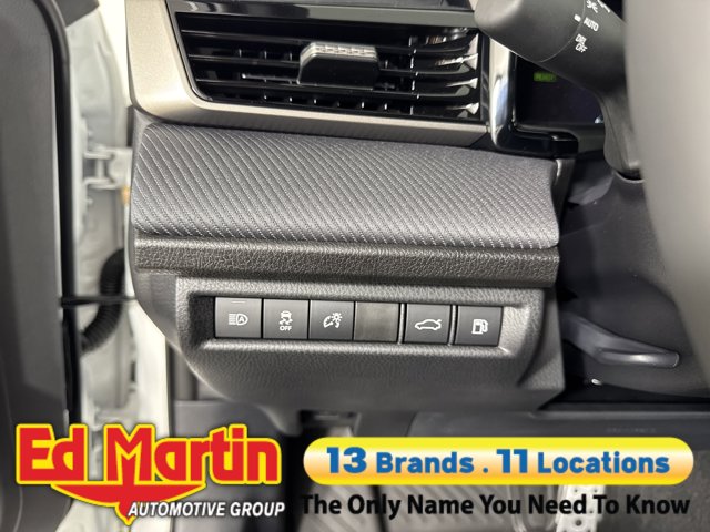 Vehicle image 49 of 56