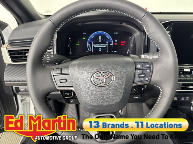 Vehicle image 43 of 56