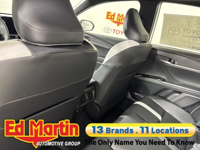 Vehicle image 36 of 56