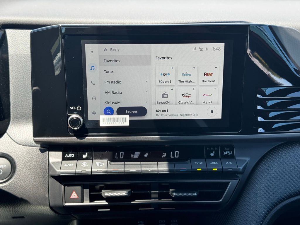 2025 Toyota Camry SE Image 19 of 31