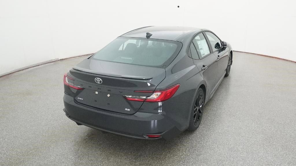 Vehicle image 19 of 33