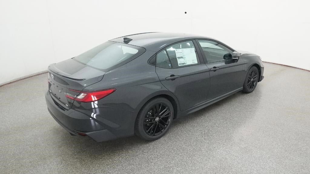 Vehicle image 20 of 33