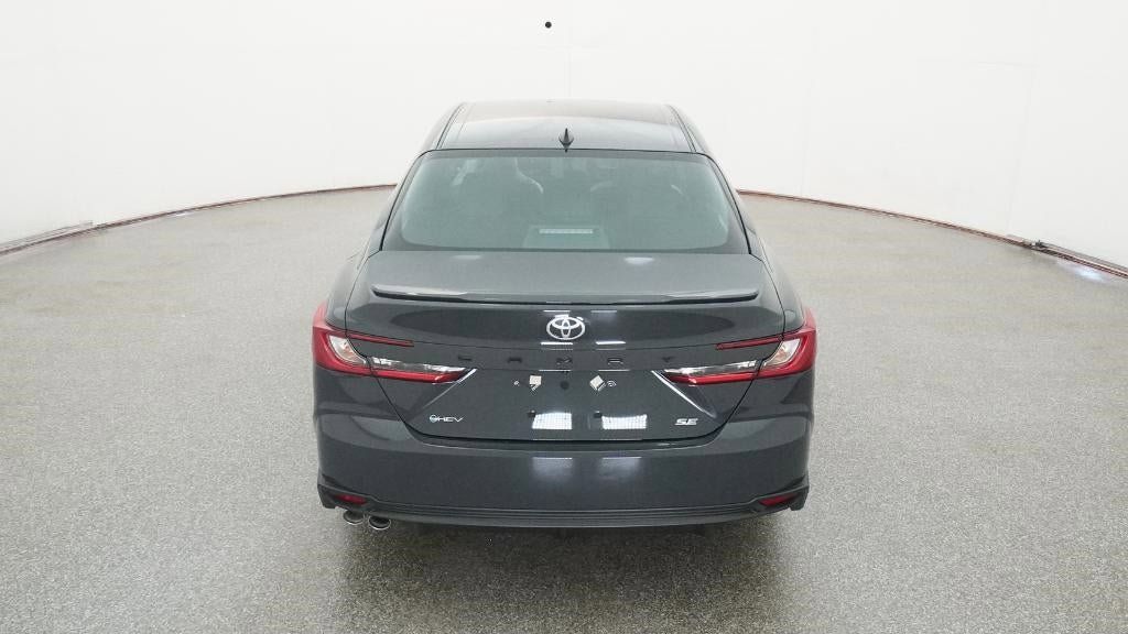 Vehicle image 23 of 33