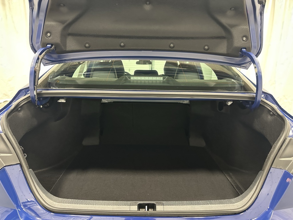 Vehicle image 48 of 68