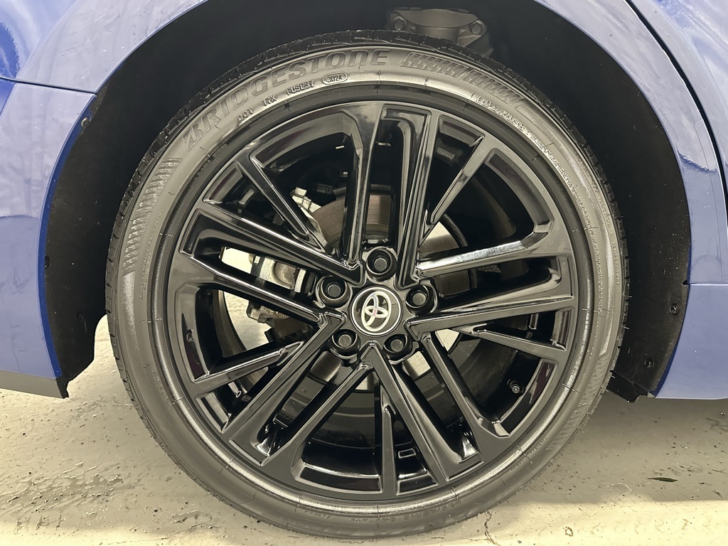 Vehicle image 61 of 68