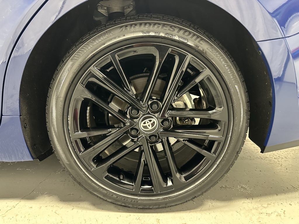 Vehicle image 62 of 68