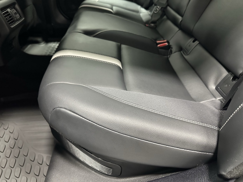 Vehicle image 44 of 68