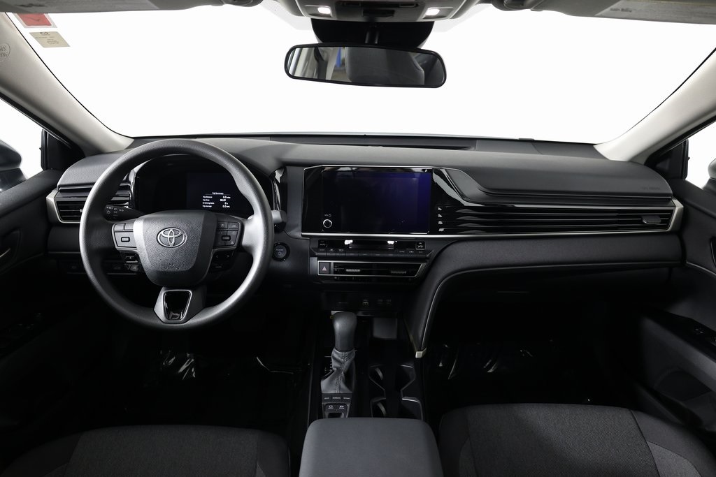 Vehicle image 9 of 14