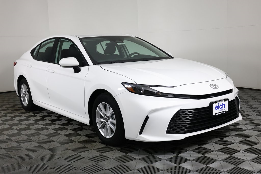 Vehicle image 2 of 14