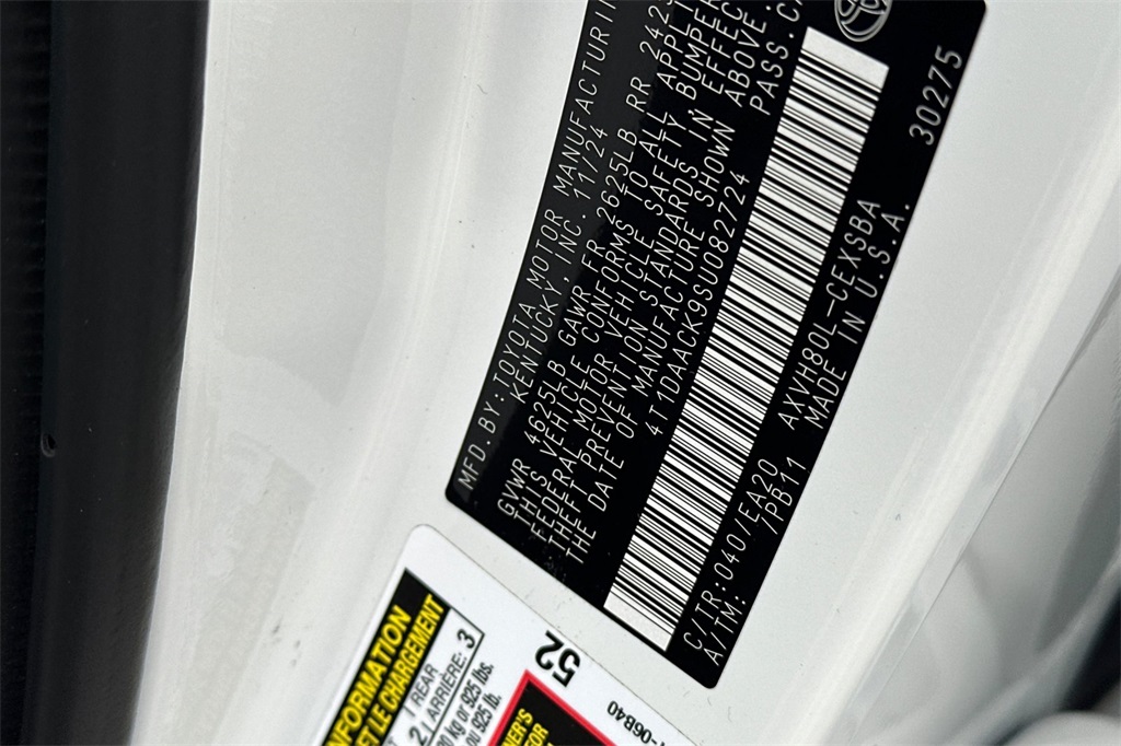 2025 Toyota Camry SE Image 27 of 29