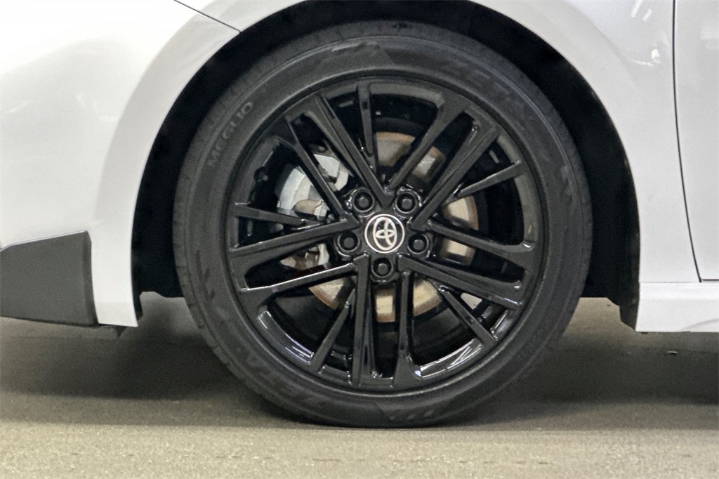 2025 Toyota Camry SE Image 10 of 29