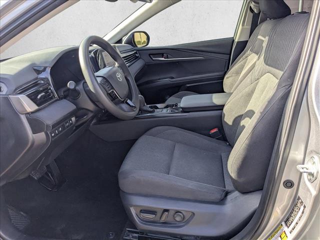 2025 Toyota Camry LE Image 15 of 23