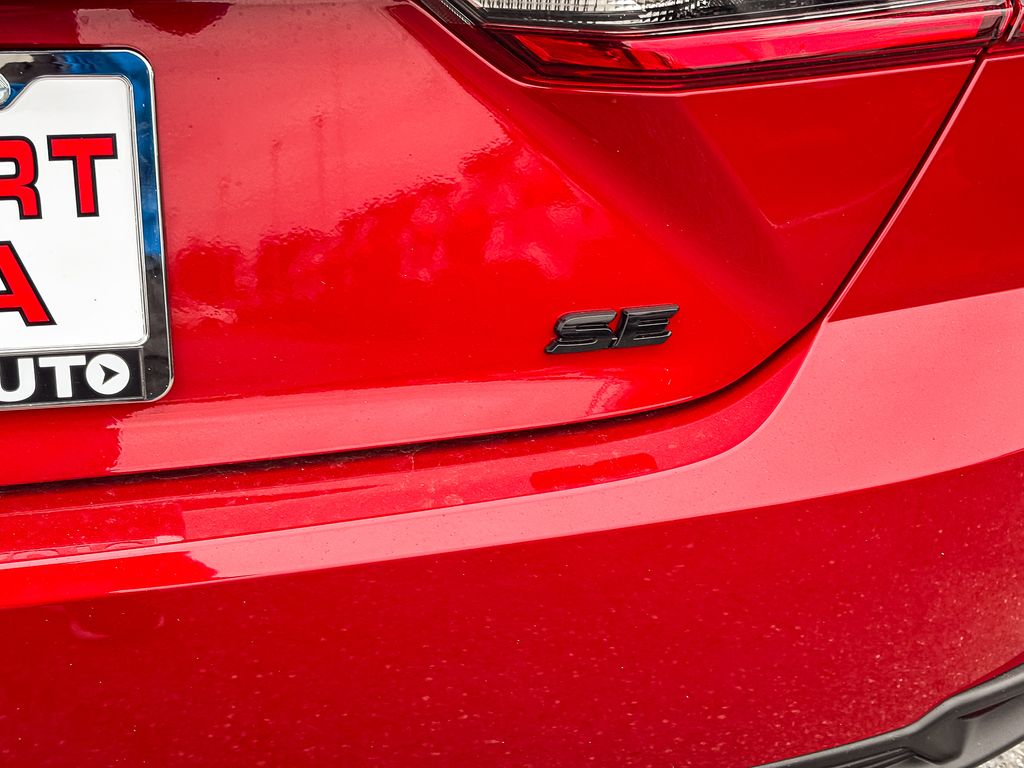 2025 Toyota Camry SE Image 30 of 30