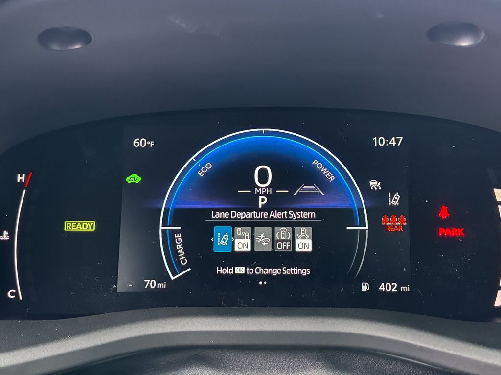 2025 Toyota Camry SE Image 15 of 30