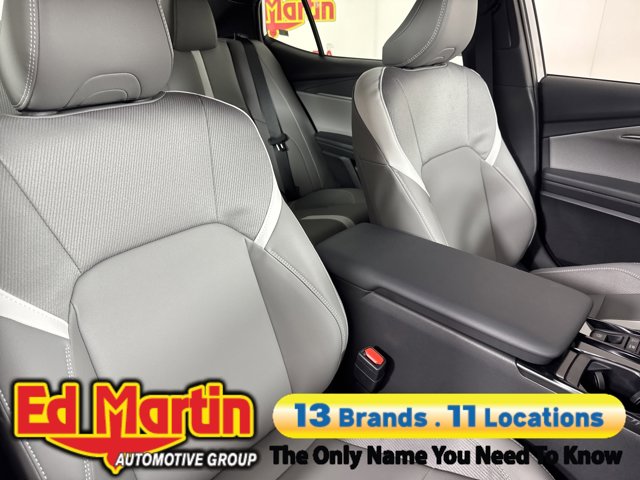Vehicle image 129 of 199