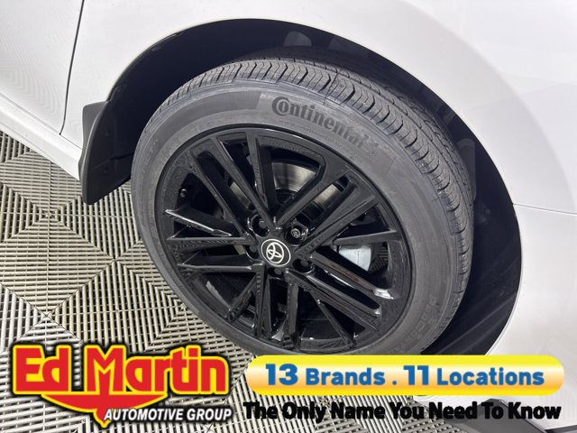 Vehicle image 127 of 199